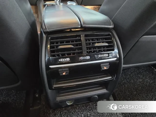 BMW 5 Series (G30) id 3761335 из Кореи 19