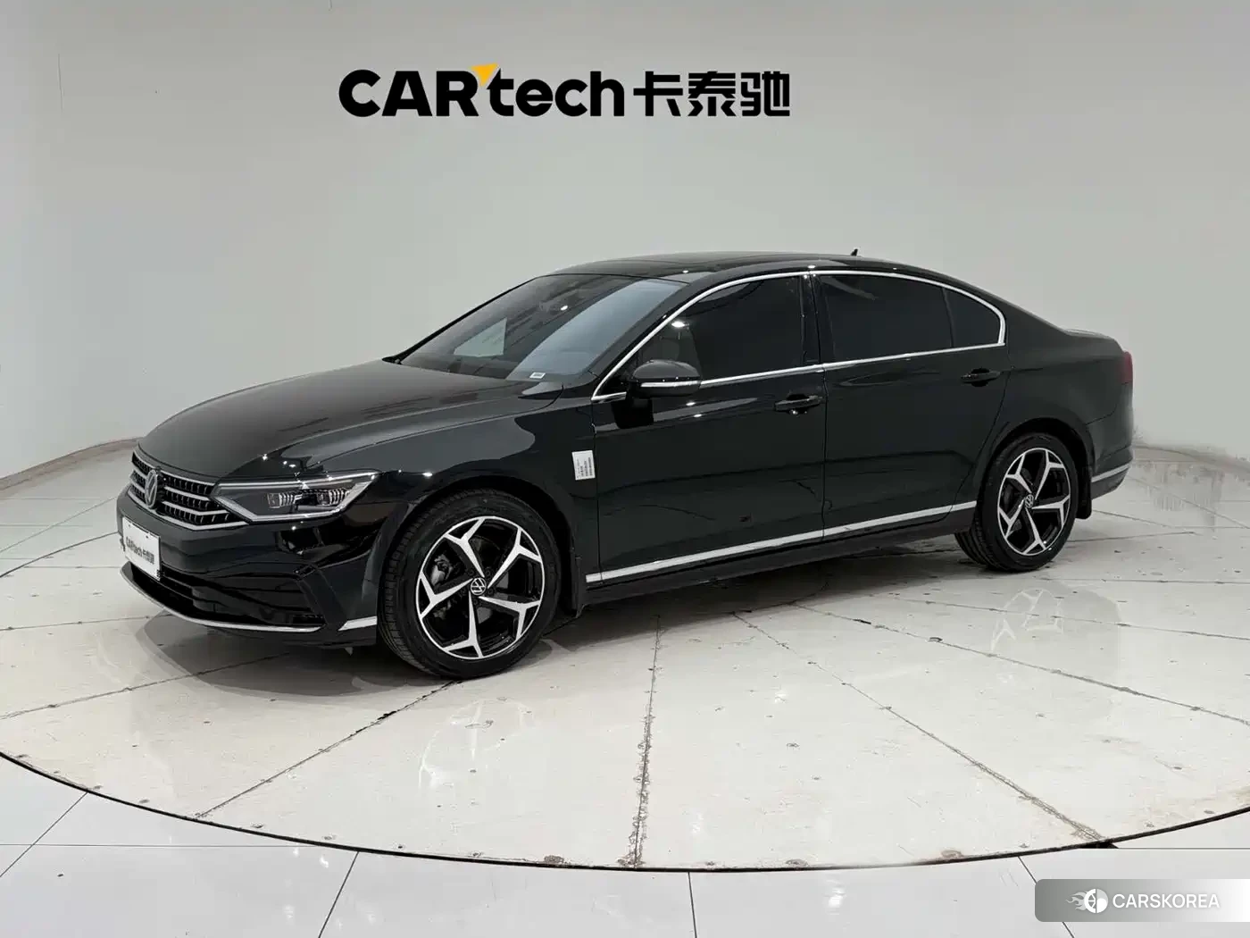 Volkswagen Magotan id 4628002 из Китая 25