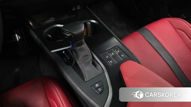Lexus UX250h id 4360568 из Кореи 31