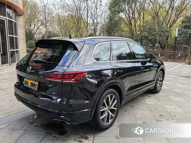 Volkswagen Touareg id 4242450 из Китая 10