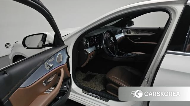 Mercedes-Benz E-Class W213 id 4651444 из Кореи 34