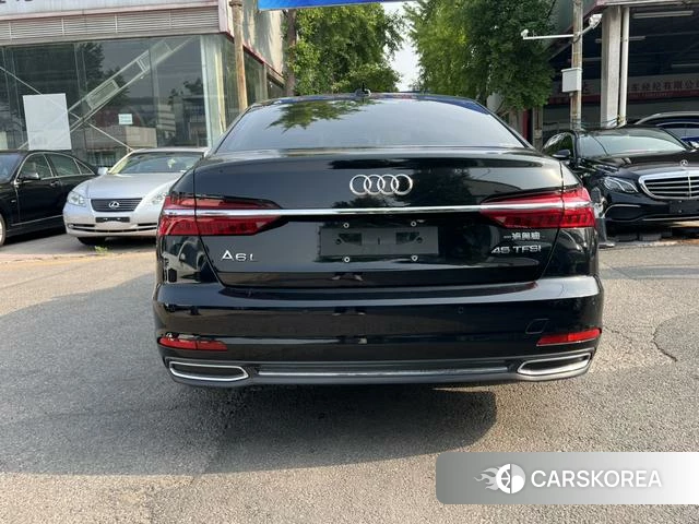 Audi A6L id 4313761 из Китая 25