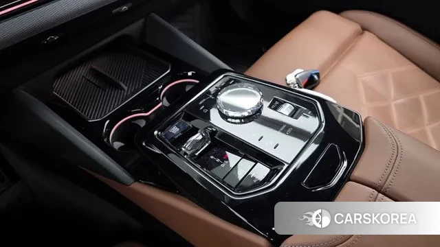 BMW 5 Series (G60) id 3576322 из Кореи 19