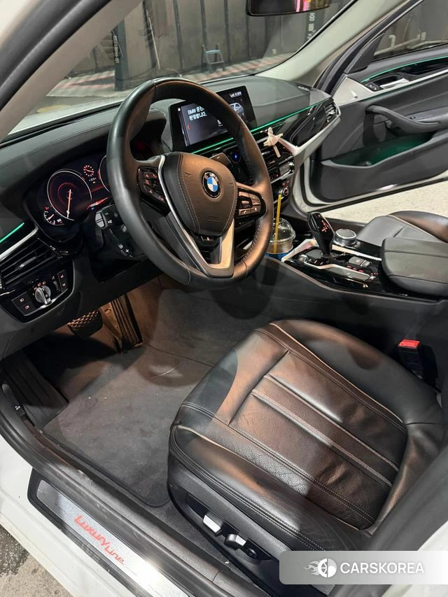 BMW 5 Series (G30) id 4746871 из Кореи 18