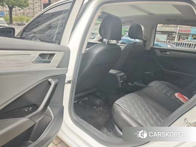 Volkswagen Sagitar id 4261104 из Китая 9