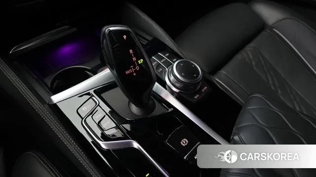 BMW 5 Series (G30) id 3427247 из Кореи 19