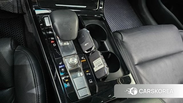 Kia K7 Premier id 3828075 из Кореи 19