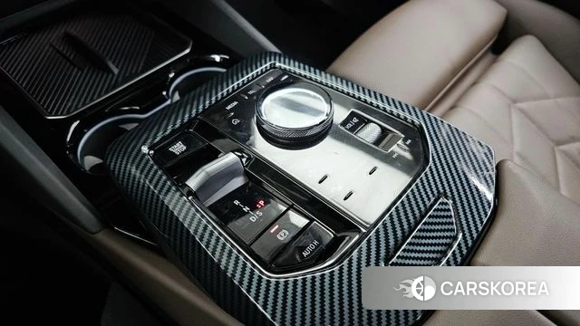 BMW 5 Series (G60) id 4612810 из Кореи 19