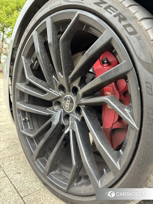Audi RS 4 id 4259474 из Китая 14