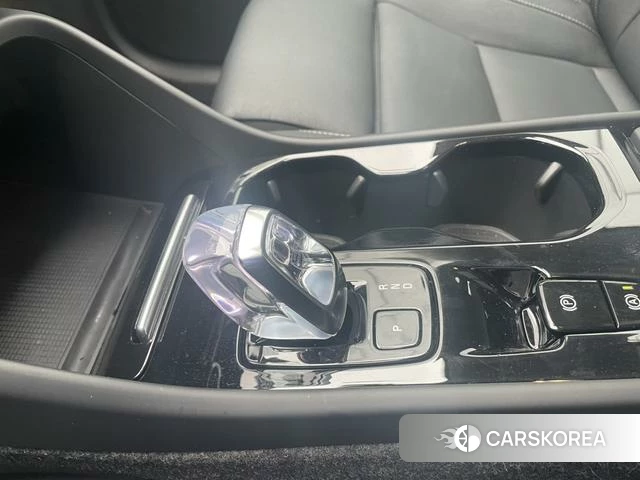 Volvo XC40 id 4240233 из Китая 18