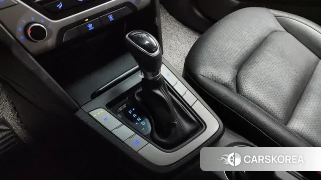 Hyundai Avante AD id 3588527 из Кореи 19