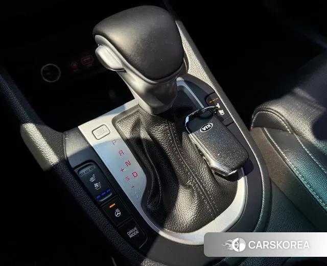 Kia Come New K3 id 2966075 из Кореи 19