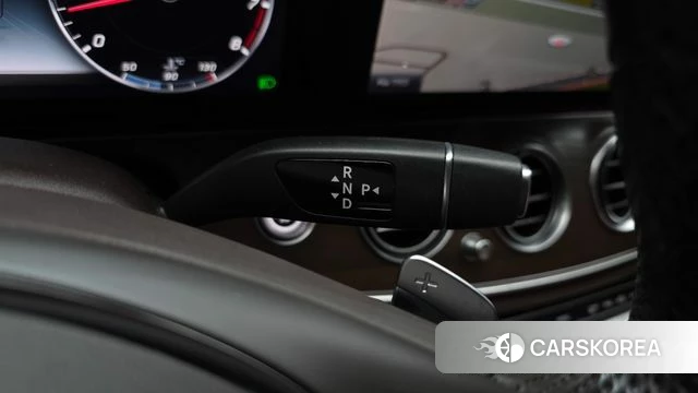 Mercedes-Benz E-Class W213 id 4020484 из Кореи 19