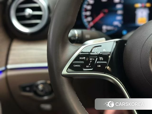 Mercedes-Benz E-class id 4261079 из Китая 15