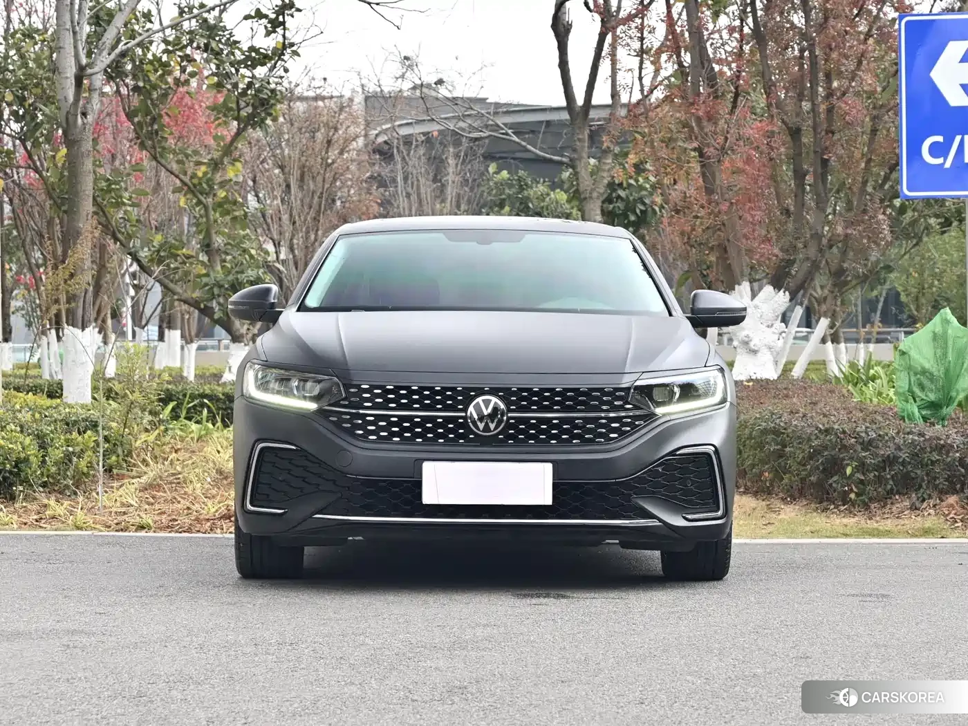 Volkswagen Passat id 4622354 из Китая 18