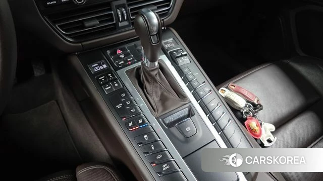 Porsche Macan id 4594556 из Кореи 29