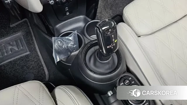 Mini Cooper S id 3058285 из Кореи 19