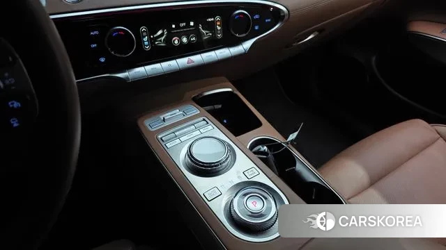 Genesis GV70 id 3488223 из Кореи 19