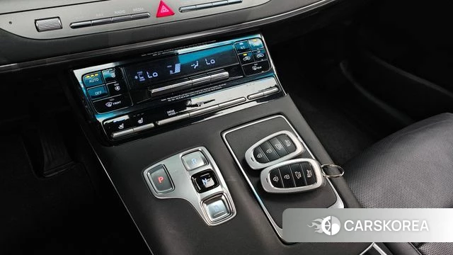Hyundai The New Grandeur IG id 4573832 из Кореи 33