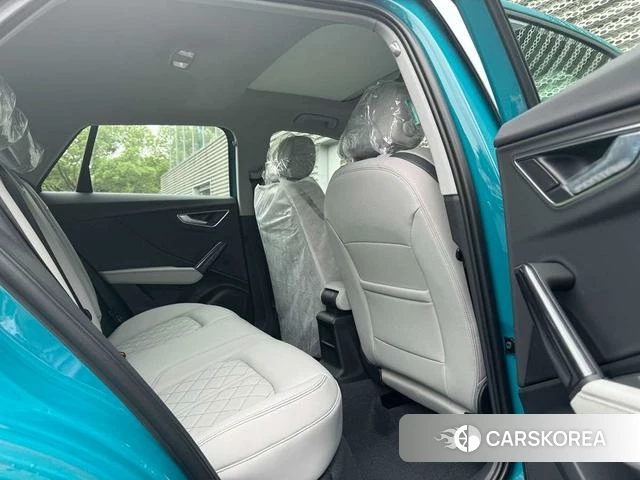 Audi Q2L id 4272859 из Китая 15