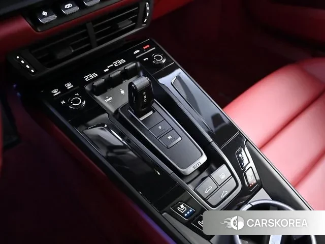 Porsche 911(992) id 3605504 из Кореи 19