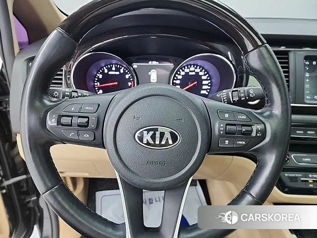 Kia The New Carnival id 4390527 из Кореи 17