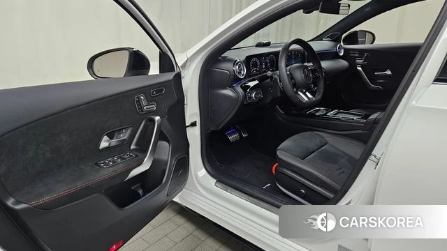 Mercedes-Benz A-Class W177 id 4681488 из Кореи 29