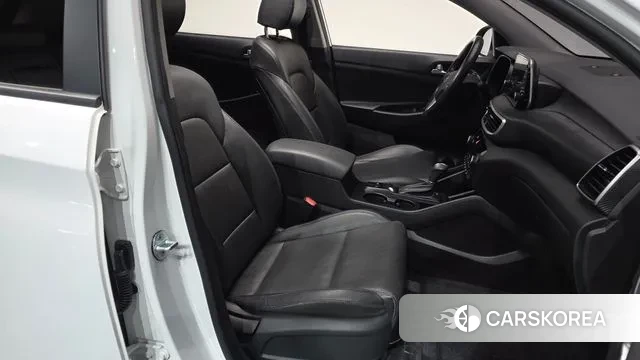 Hyundai All New Tucson id 3297426 из Кореи 19