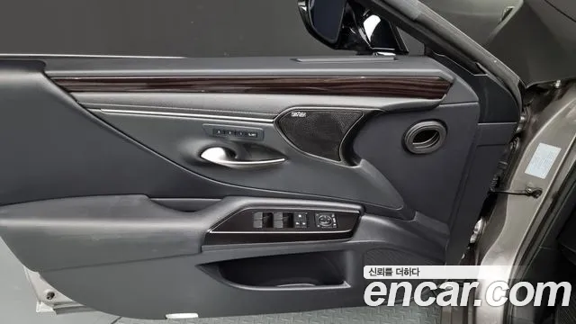 Lexus ES300h 7th generation id 2673183 из Кореи 19