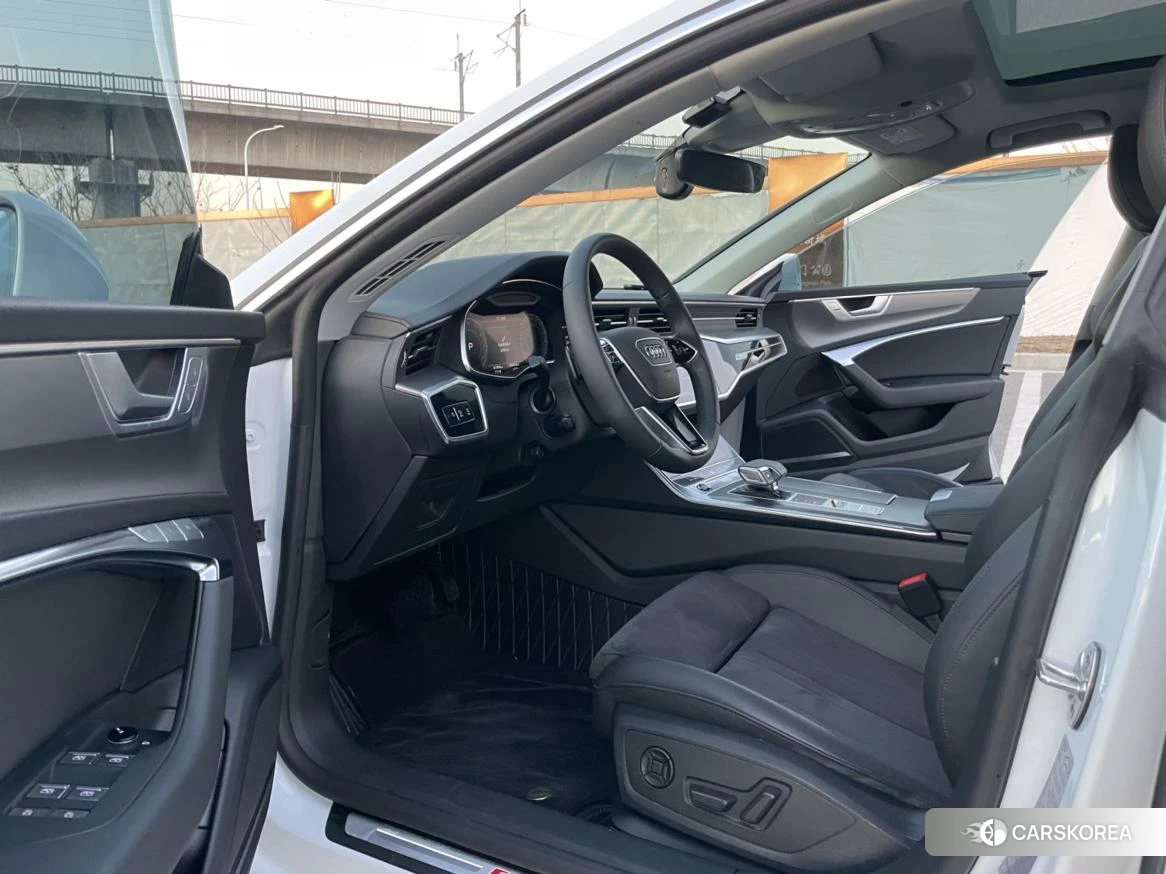 Audi A7 id 4440910 из Китая 15