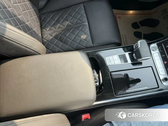 Audi A8 id 4320671 из Китая 27