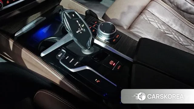 BMW 5 Series (G30) id 3602268 из Кореи 19