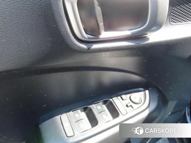 Hyundai Venue id 4268299 из Кореи 19