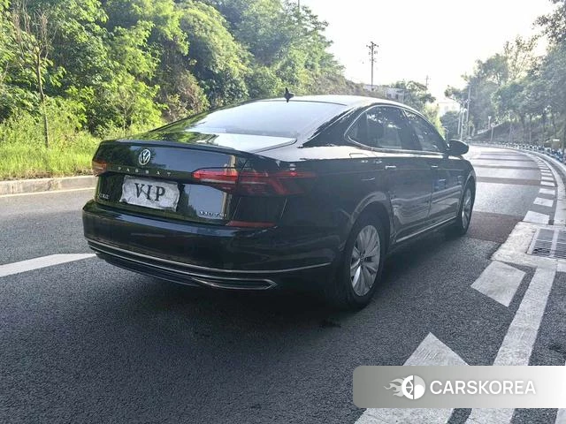Volkswagen Passat id 4259539 из Китая 16
