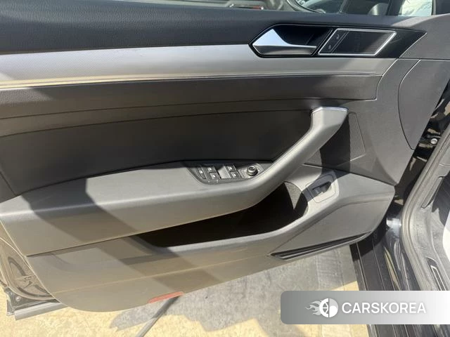 Volkswagen Magotan id 4254320 из Китая 14