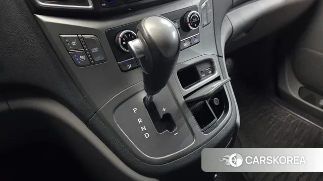 Hyundai The New Grand Starex id 3454371 из Кореи 19