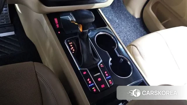 Kia The New Carnival id 3661844 из Кореи 19