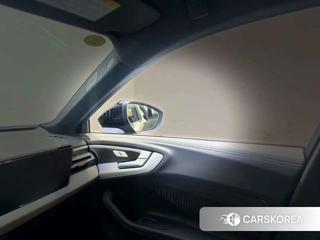 Audi A5L id 4261797 из Китая 17