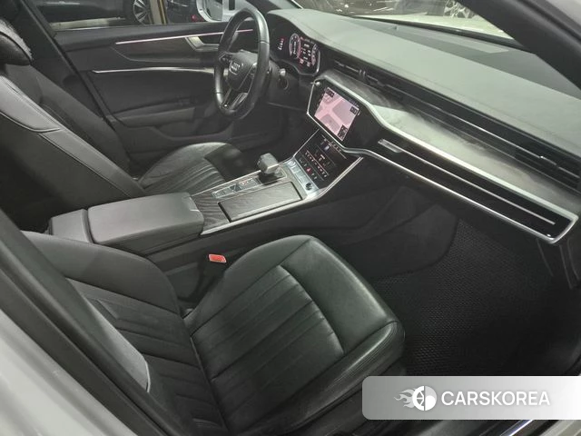 Audi A6 (C8) id 3834093 из Кореи 19