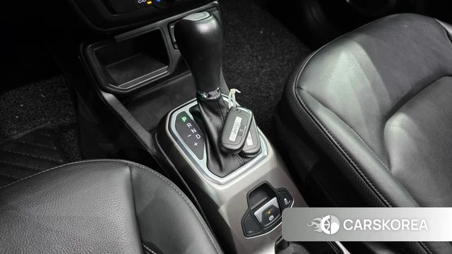 Jeep Renegade id 4536120 из Кореи 29
