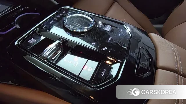 BMW 5 Series (G60) id 3382772 из Кореи 14