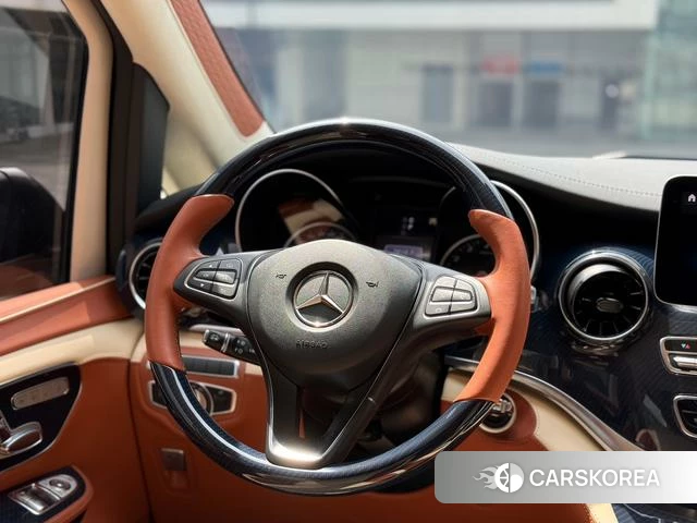 Mercedes-Benz V-class id 4291219 из Китая 20