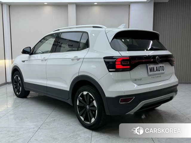 Volkswagen Exploring the shadow id 4353621 из Китая 22