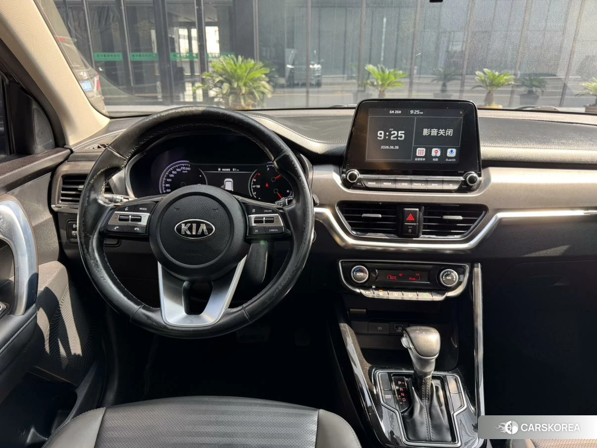 Kia Sportage id 4510817 из Китая 15