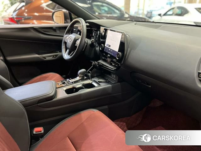 Lexus NX id 4262177 из Китая 16