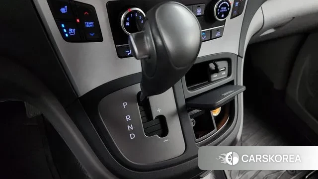 Hyundai The New Grand Starex id 3350158 из Кореи 19