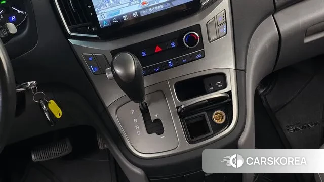 Hyundai The New Grand Starex id 3682248 из Кореи 19