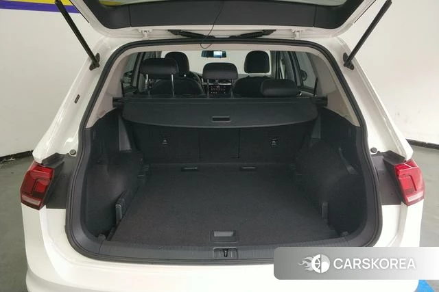 Volkswagen Tiguan L id 4276503 из Китая 16