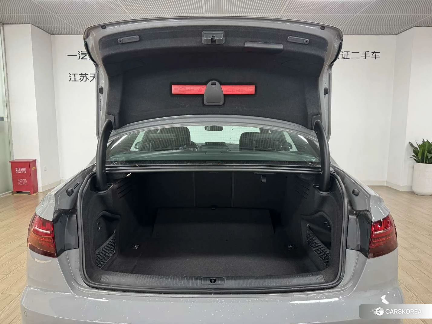 Audi A4L id 4453767 из Китая 12
