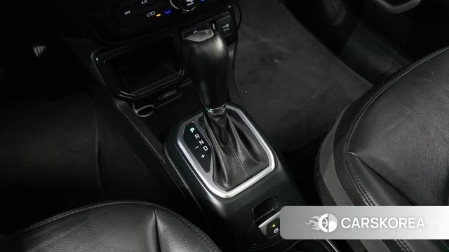 Jeep Renegade id 4339568 из Кореи 29